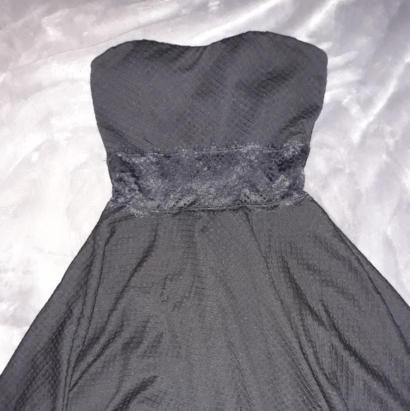 ✂️Like new Adorable black dress small - Picture 4 of 8